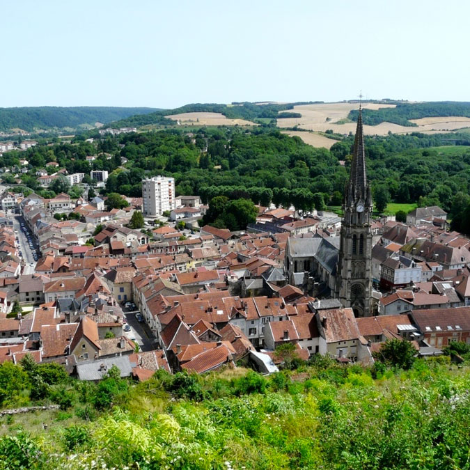 Joinville_(52)_-_Vue_depuis_la_côte_du_Château_VIGNETTE